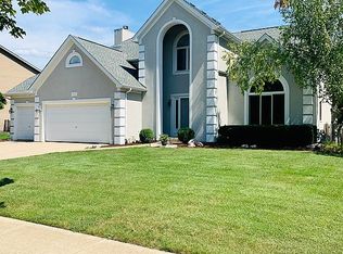 1569 Merle Dr, Aurora, IL 60502