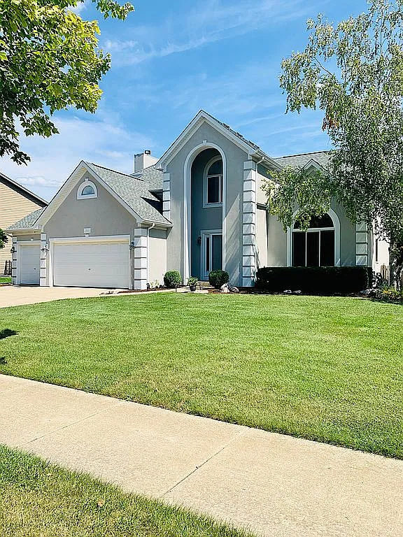 1569 Merle Dr photo 1