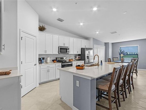 3rd image of 5453 DOUBLE EAGLE CIR #3124