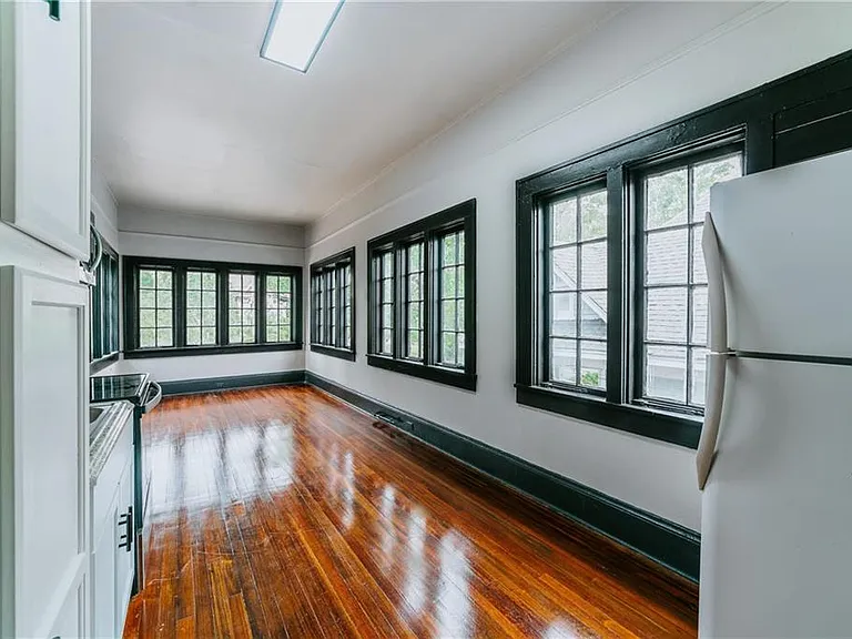 207 Michigan Ave #3 — Photo 8