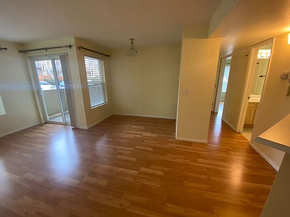 4th image of 1830 W Centennial Dr Unit 208