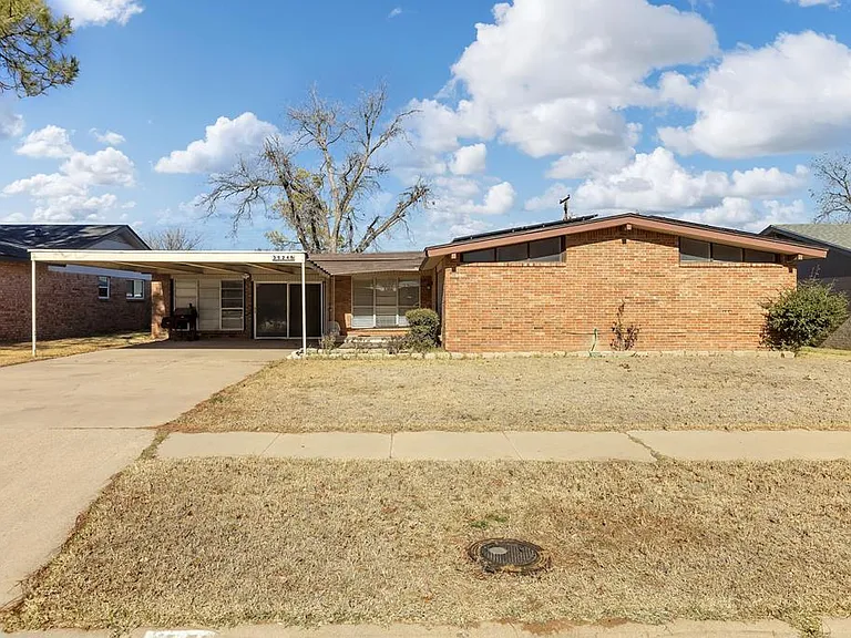 3524 W Shandon Ave — Photo 1