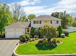 56 Mollie Dr, Cranston, RI 02921