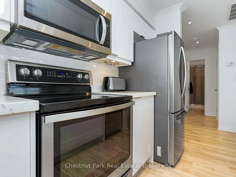 679 Johnston Park Ave — Photo 19