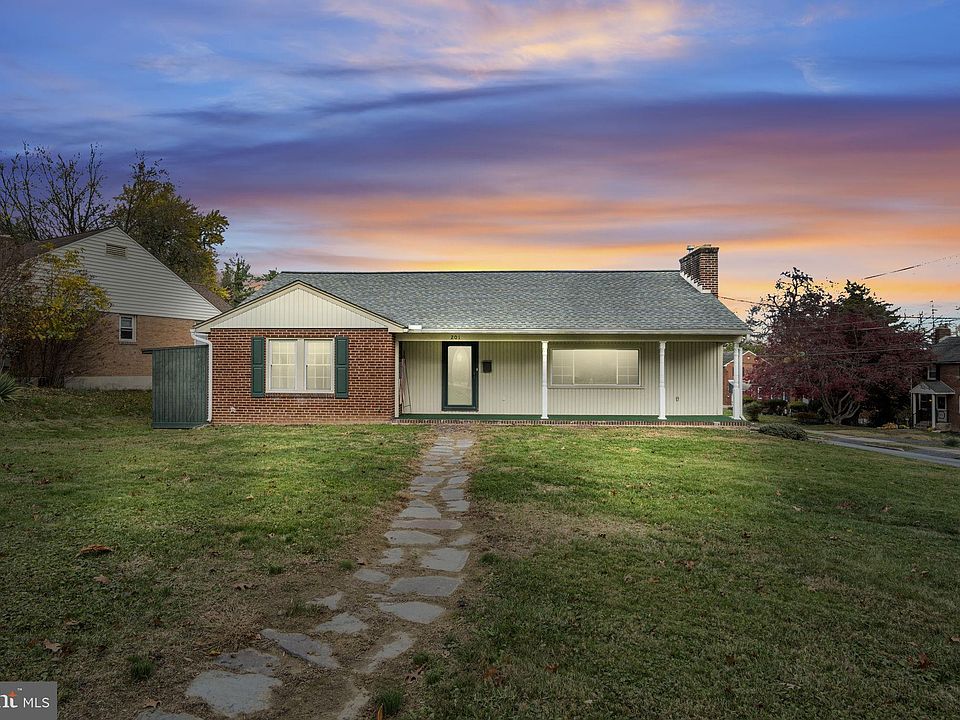 1st image of 201 Poplar Ave