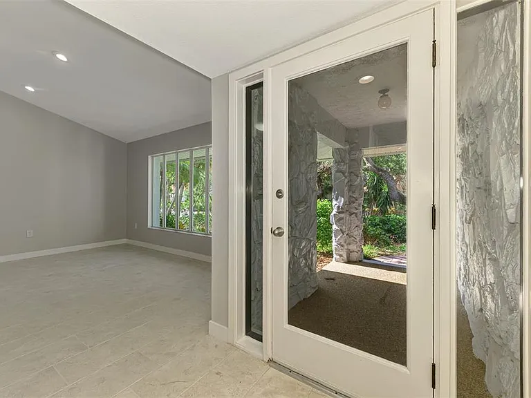 1224 S View Dr — Photo 6