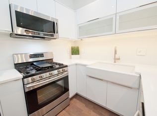22-64 29th St #TOP, Astoria, NY 11105