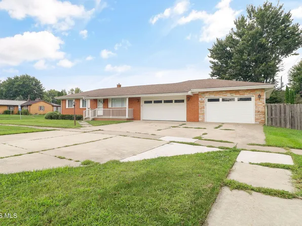 298 S Coy Rd, Oregon, OH 43616