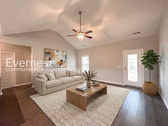 2nd image of 1002 Echo Ridge Rd
