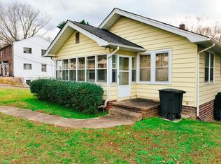 1610 S Main St, Mount Airy, NC 27030