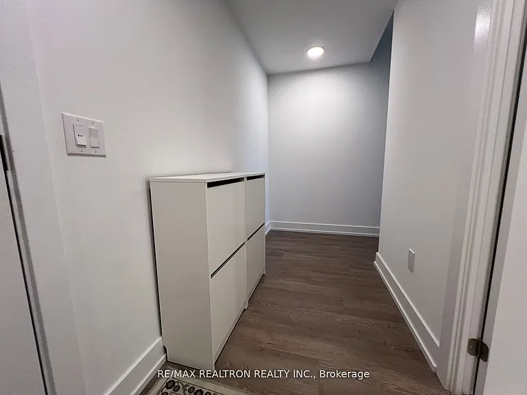 8 Cedarland Dr E #622 — Photo 15