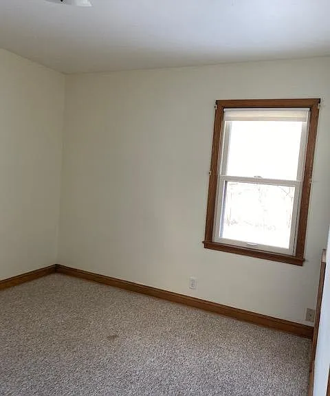 6039 Wentworth Ave — Photo 4
