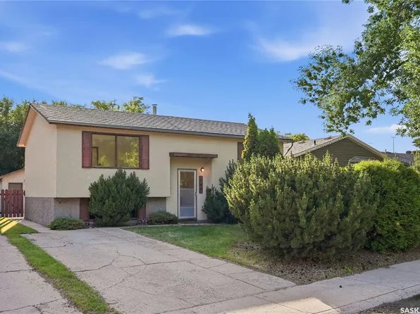 149 Western CRESCENT, Saskatoon, SK S7H 4J4