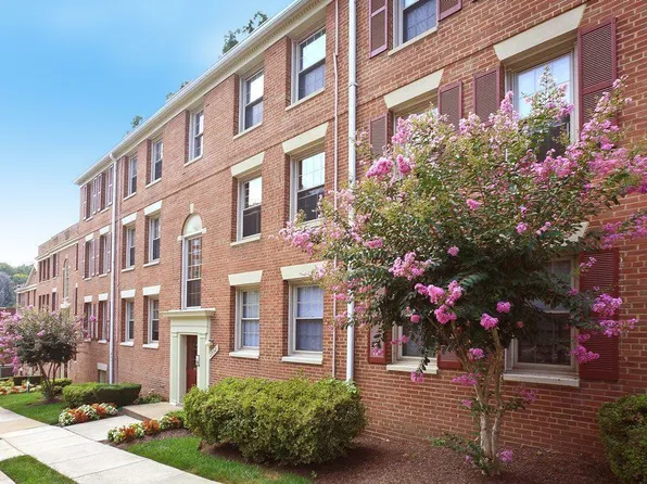 Ordway, 2745-49 Ordway St NW #A0abc0e51, Washington, DC 20008