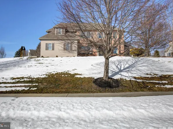 4 Bayberry Rd, Carlisle, PA 17013