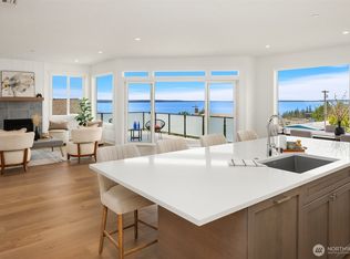 919 Cedar St, Edmonds, WA 98020