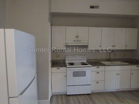 5th image of 7 Morgan Ave #B