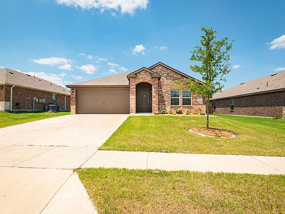 2nd image of 511 Windrow Dr
