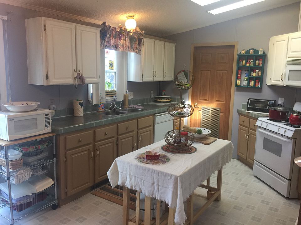 1st image of 7894 Hathaway Dr
