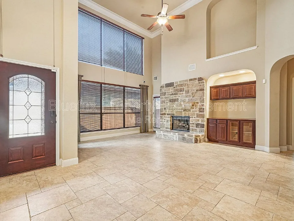 7654 Culebra Valley