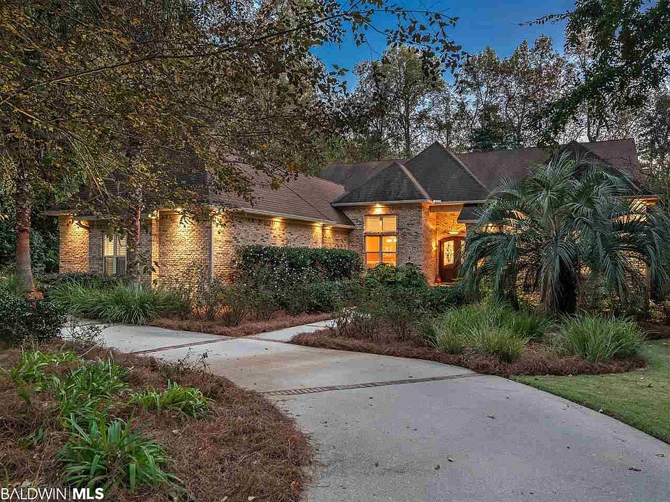 1st image of 682 Deer Ave