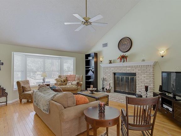 5th image of 1034 Greystone Ln