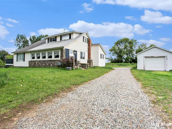 3612 Westbrook Rd, Ionia, MI 48846