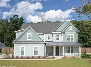 250 Camden Trl, Hampstead, NC 28443