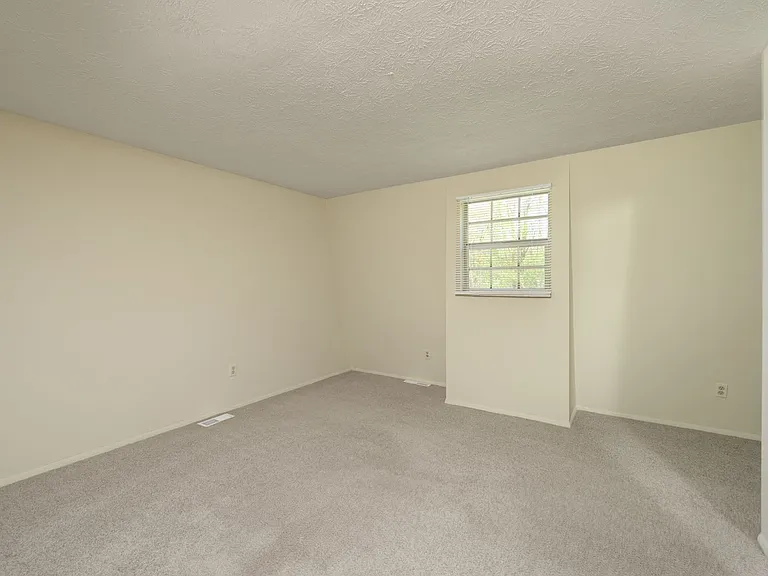 Kingswood Townhouses — Photo 15