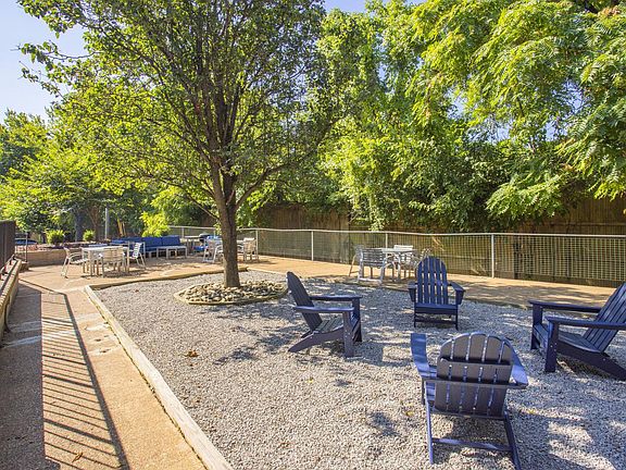 Outdoor Lounge
