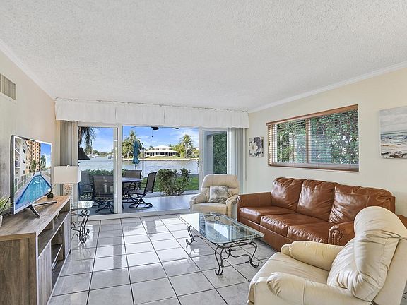 5th image of 505 N Riverside Drive #7