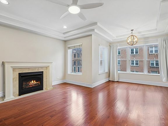 4th image of 840 E 52nd St APT 1e