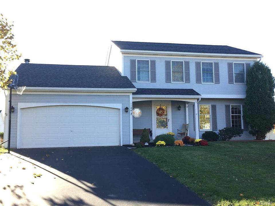 1st image of 1124 Squire Ln