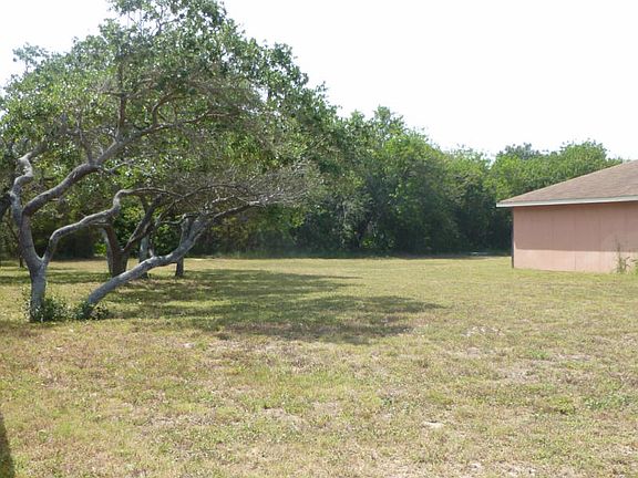 4th image of 3832 Wagner Lee Dr