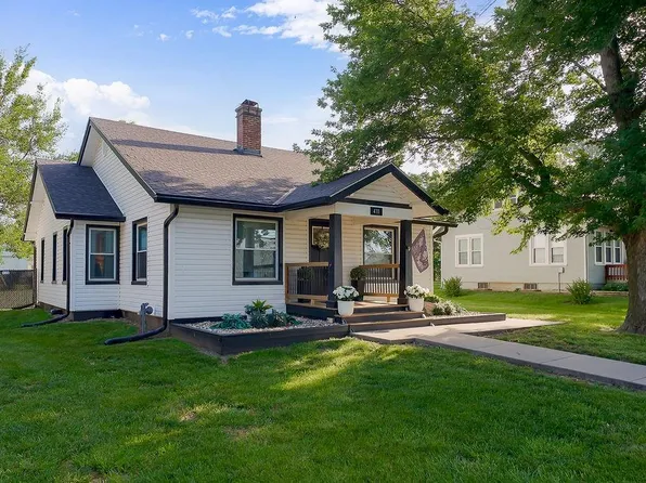 411 E Walnut St, Drexel, MO 64742