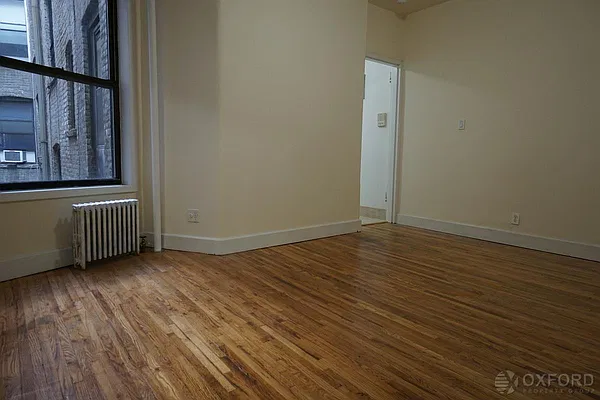 Rented by Oxford Property Group | media 8