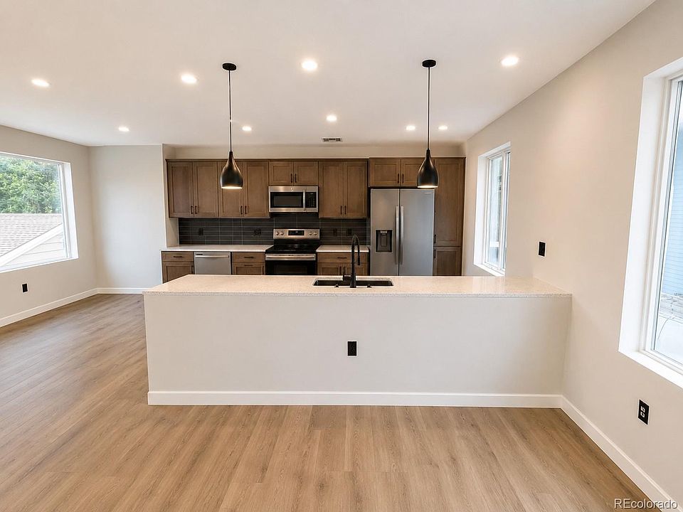 1st image of 1576 Kendall Street