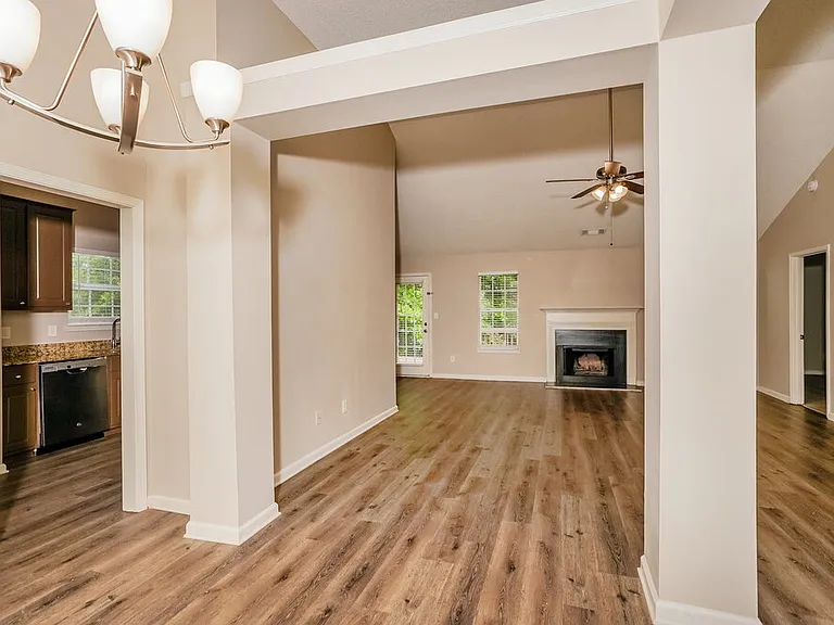824 Summit Park Trl — Photo 7