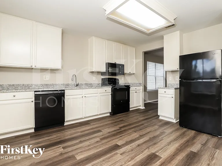 6026 Ironmill Crk — Photo 7