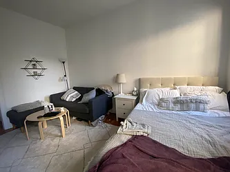 Rented by Urban Real Estate Property Group Inc