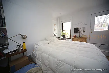 Rented by Metropolitan Realty