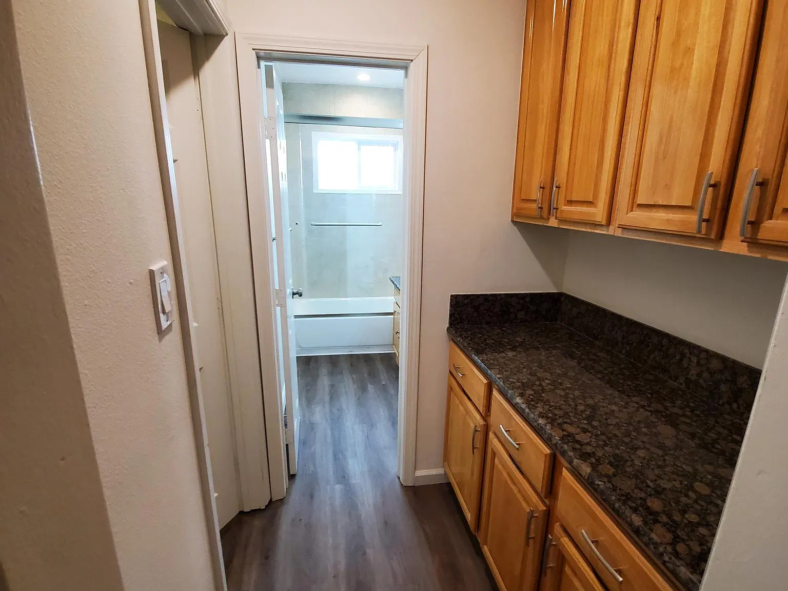 12535 Pacific Ave — Photo 4