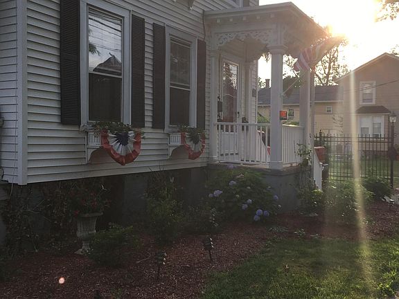 side view of the front of the house
