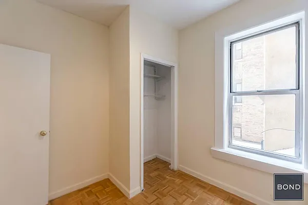 Rented by Bond New York | media 13