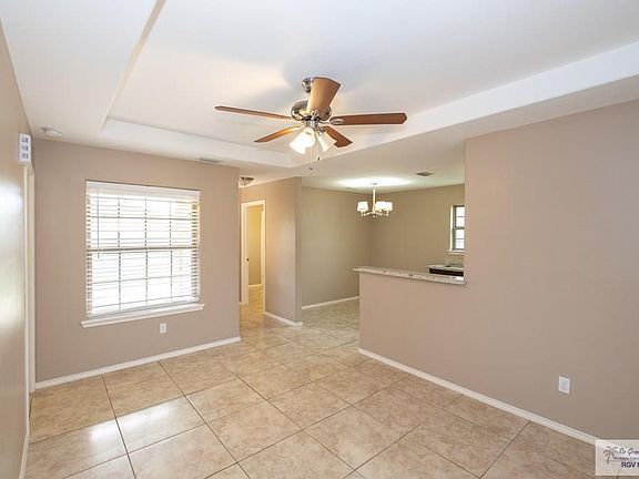 4th image of 23260 Tangerine Ave