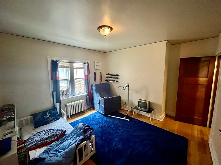 4422 N Oakland Ave — Photo 9