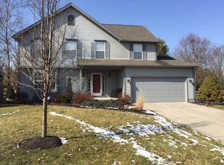 3855 Schooner Ct, Columbus, OH 43221