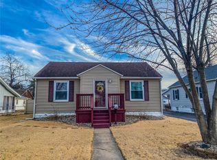 448 E Jennings Ave, Wood River, IL