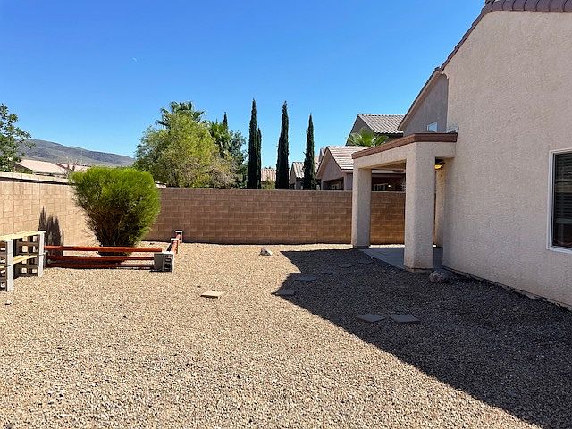 1st image of 2540 Sturrock Dr