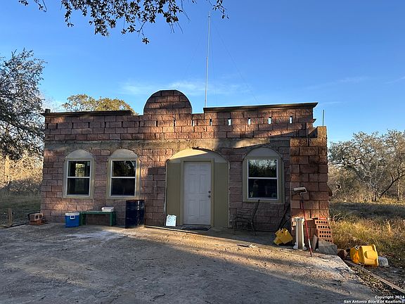 2nd image of 345 SIR DAVID LN